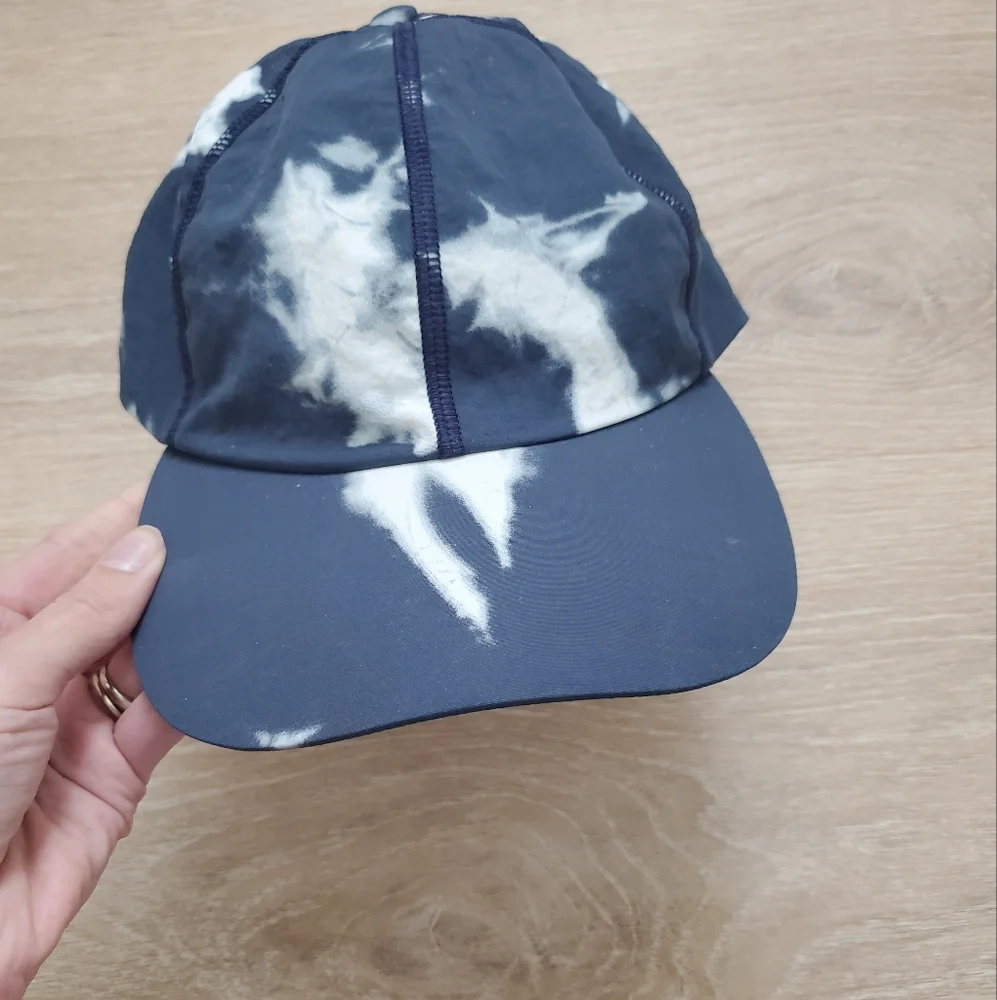 NWT Lululemon Baller Hat Blue Tie-dye One Size
